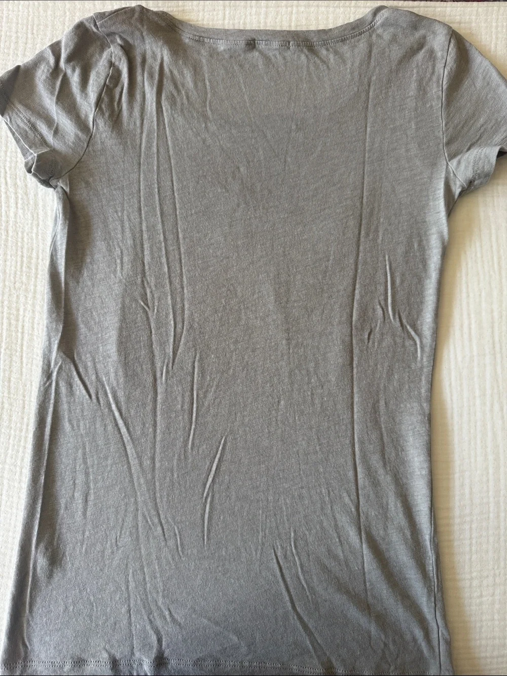 J. Crew Women’s Gray Scoop Neck Sequin Accent Tee. Size XS